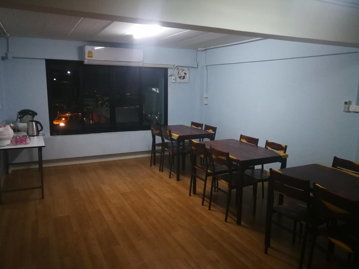Wj Hostel 방콕 외부 사진